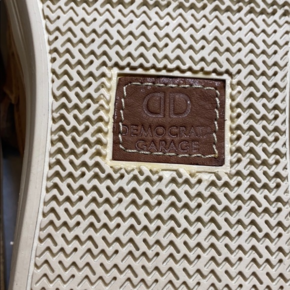 Democrats Blend Sand Slip-ons - Picture 3 of 5